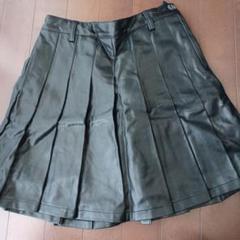 黒 プリーツスカート ロゴ付き