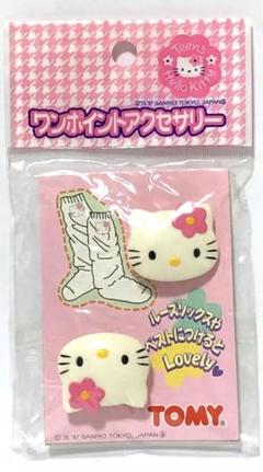 サンリオ　ハローキティ　レトロ　希少　キティちゃん　ワンポイントアクセサリー
