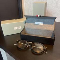 トムブラウン THOM BROWNE 定番TB011A-49 度なし　箱付きのサムネイル