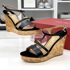2022年最新】ferragamo サンダルの人気アイテム - メルカリ 新品本物 最終価格⭐️【未使用】SalvatoreFerragamo/フェラガモサンダル サンダル