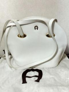 ●aigner アイグナー バッグ ホワイト 白 ショルダーバッグ トートバッグ