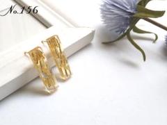 No.156クリアレクタングルピアス～ゴールド～のサムネイル