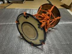 鼓／年代物。金時絵【汚れ、鼓裏にヒビ割れが少しだけ御座います。】 鼓／年代物。金時絵【汚れ、鼓裏にヒビ割れが少しだけ御座います
