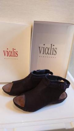 vialis HAND MADE IN SPAIN フラットシューズ　本革39 ☆イタリア製 本革ビジネスシューズ 外羽メダリオン飾り