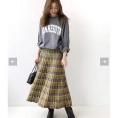 ほぼ新品【TORRAZZO DONNA】リバーシブルジャカードスカート　チェック