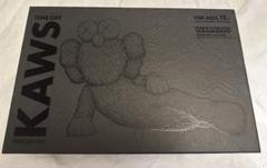 KAWS TIME OFF BLACKのサムネイル