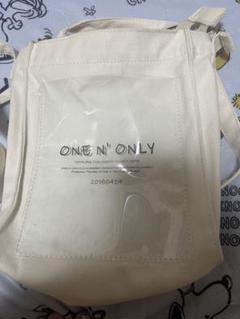 ONE Ｎ’ ONLY ワンエン 写真集、エビライ2024ショルダーバッグ ONE N' ONLY ワンエン 写真集、エビライ2024ショルダーバッグ