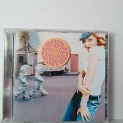 3008.57 MADONNA REMIXED & REVISITED CD