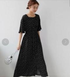 ドット柄スクエアネックロングワンピース