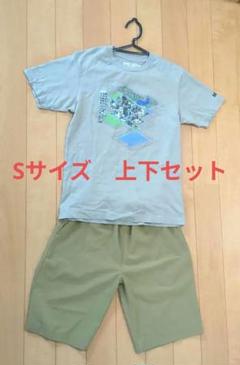 UNIQLO　シムシティデザインプリント　SサイズＴシャツとショートパンツ