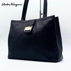 極美品】Ferragamo リザード型押し トートバッグ ヴァラリボン