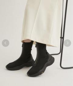 【emmi atelier】Vibramニットブーツのサムネイル