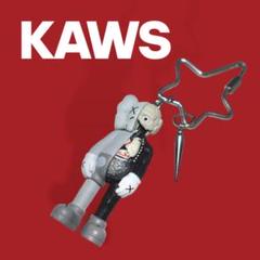 2025年最新】カウズ キーホルダーの人気アイテム - メルカリ