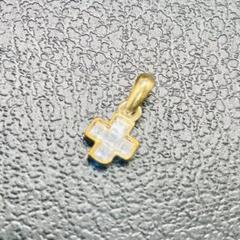 99遺品整理品　ペンダントトップ　ゴールド？　金？　ダイヤ？　ジルコニア？十字架
