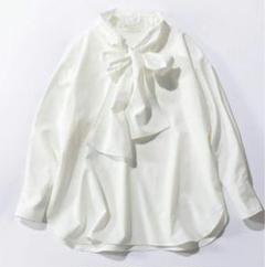 美品✨M7days 徳原文子さんコラボ シボ感ボウタイブラウス ネイビー 2 M7days(エムセブンデイズ)の【徳原文子さんコラボ】シボ感