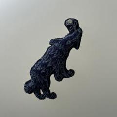 ミナペルホネン　オオカミ　wolf & flower 黒左向き ミナペルホネン オオカミ wolf & flower 黒左向き（Amazon.co.jp