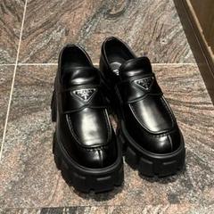 PRADA⭐︎モノリス プラッシュドレザー ローファー⭐︎試着のみ未使用⭐︎38 PRADA モノリス ブラッシュドレザー ローファー