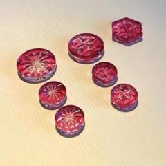 真紅のレジンパーツ　７個セット