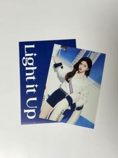 Amazon.co.jp: NiziU Light it Upランダムトレーディングカード