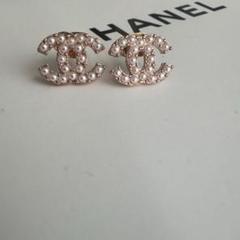 ロゴ　ピアス　#103 CHANEL シャネル　cc