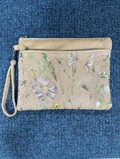 アミブルージュ シェニール織 花柄刺繍 フラットバッグ ポーチ