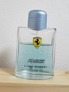 フェラーリ ライトエッセンス 125ml 香水