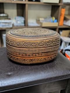 中国骨董 乾隆年楕円形小物入れ 彫刻装飾付き 木製 アンティーク
