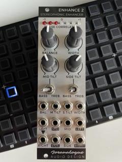 Joranalogue Enhance 2 モジュラーシンセ　ユーロラック Joranalogue Enhance 2 モジュラーシンセ ユーロラック - メルカリ