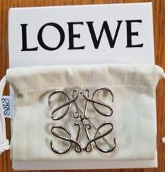 2023年最新】loewe ブローチの人気アイテム - メルカリ