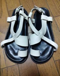 CAMINANDO トングサンダル