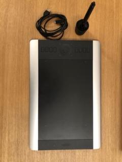 ワコム ペンタブレット intuos Pro Special Edition Mサイズ 2014年6月モデル PTH-651/S1 Amazon.co.jp: ワコム ペンタブレット intuos Pro Mサイズ 【旧