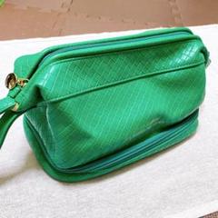 化粧品バッグ　大容量　化粧品袋　鮮やかな緑色　グリーン