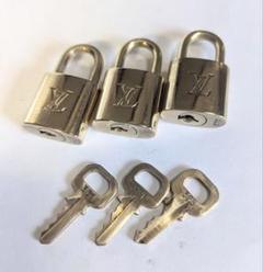 LOUIS VUITTON南京錠カデナパドロック3セット【323 331 331
