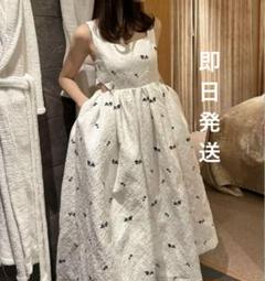 bibiy B. COSMOS DRESS コスモスドレスの通販 by Carolineの
