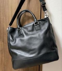 LOEWE ブラック トートバッグ ショルダーベルト付きです！ LOEWE ブラック トートバッグ ショルダーベルト付きです