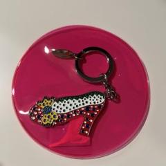 【新品未使用】草間彌生 ハイヒール キーリングMoMAキーホルダー