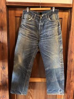 大人気の 1960's 501XX 鬼ヒゲ ハチノス実寸W94cm股下77cm - メルカリ パンツ