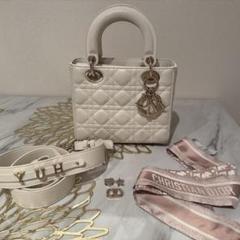 大幅最終お値下げ。Christian Dior レディーディオールスモール美品 DIOR | Lady Dior My ABCDior バッグ スモール カナージュ