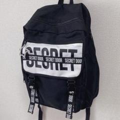 【美品】大容量 ナイロンリュック バックパック キャンプ レジャー 旅行 ロゴ