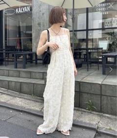 新品タグ付き【mystic】シャイニーフラワーサロペット ブラック mystic】シャイニーフラワーサロペット | OUTLET(アウトレット