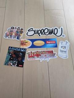 Supreme（ノベルティグッズ）のフリマアイテム一覧