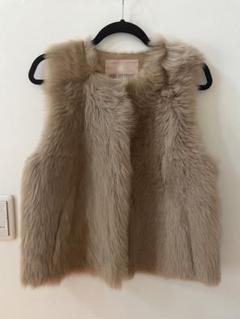ニャース様☺︎新品☺︎ カールドノヒュー KARL DONOGHUEラムファージレ❤︎ KARL DONOGHUE/カールドノヒュー】LAMBSKIN ジレ（GRAY、WHITE