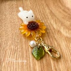 再販 向日葵に飛びつき猫ちゃん キーホルダー レジン