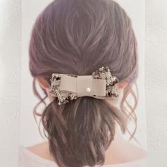 【パール付ツイードリボンバレッタ】ヘアアクセ　ハンドメイド　結婚式　お呼ばれ