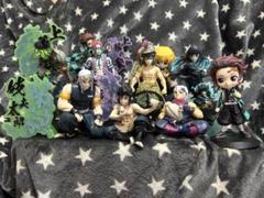箱無し・開封済）フィギュアまとめ売り　60点 鬼滅の刃 箱無し 開封 フィギュア 13体セット まとめ売り - メルカリ