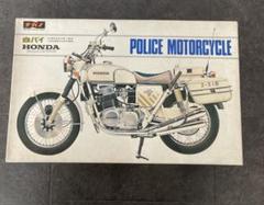 ナガノ 1/8 白バイPOLICEMOTORCYCLE HONDA DREAM ナガノ 1/8 白バイPOLICEMOTORCYCLE HONDA DREAM - メルカリ