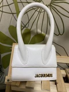 【美品】ジャックムス 2way ハンドバッグ クロコ型押し アイボリー レザー ミニボストンバッグ 持つ楽しみがあるクロコ型押し 2WAY