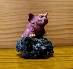 バラゴン熔岩 石台座付き