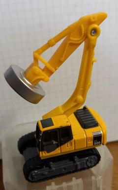 ミニカー 1/50 コマツ PC460LC-8 黄色ブレーカー付き 楽天市場】コマツ建機 ミニカーの通販
