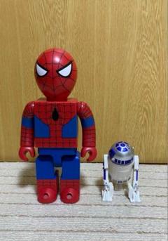 キューブリックSPIDER- MAN とスターウォーズR2-D2置物2点セット